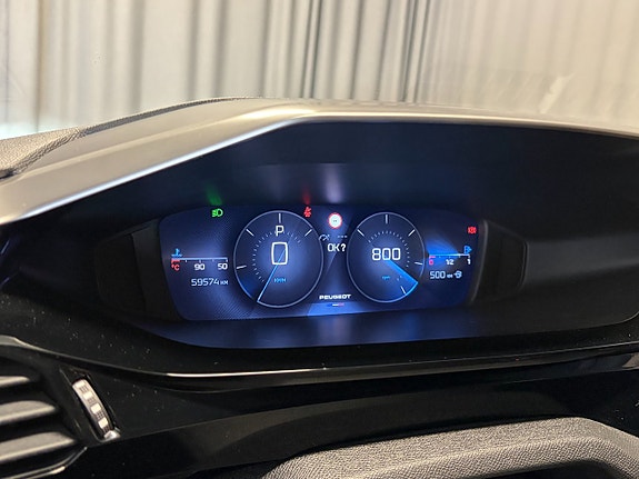 Peugeot 308 SW 13 of 13