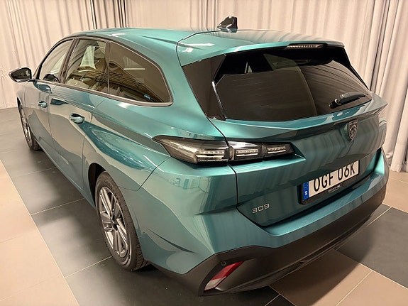 Peugeot 308 SW 3 of 13