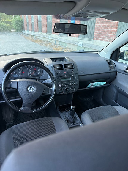 Volkswagen Polo 4 of 8