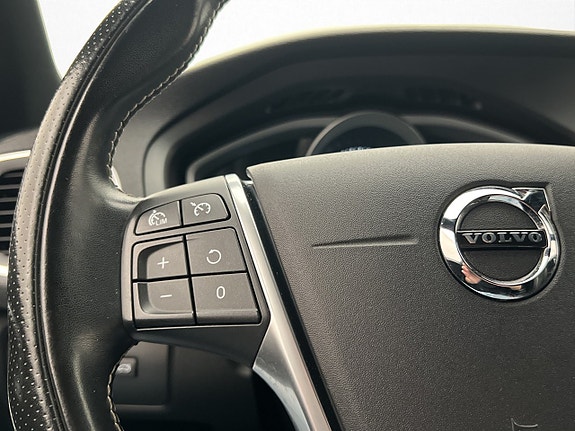 Volvo V40 19 of 30