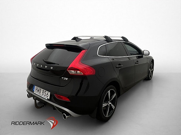 Volvo V40 8 of 30