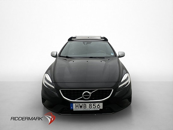 Volvo V40 2 of 30