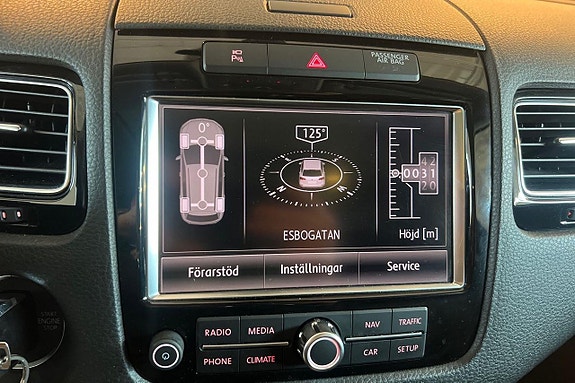 Volkswagen Touareg 15 of 26