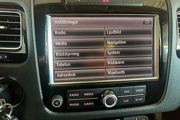 Volkswagen Touareg 14 of 26