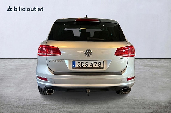 Volkswagen Touareg 3 of 26