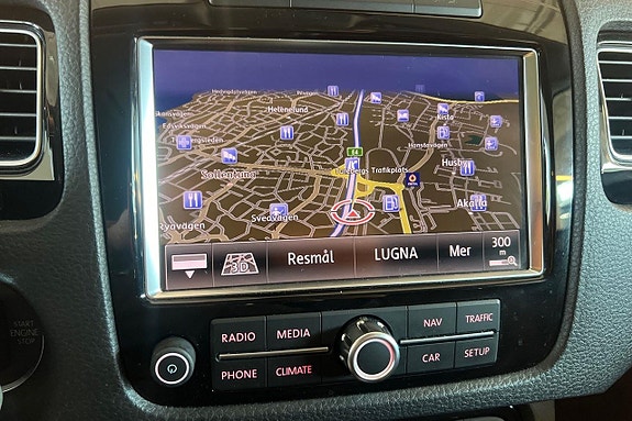 Volkswagen Touareg 17 of 26