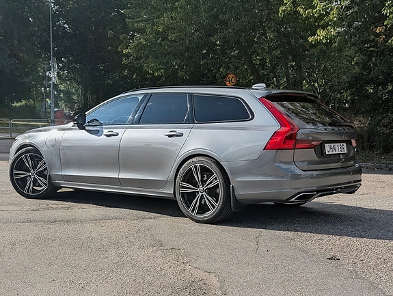 Volvo V90 7 of 21