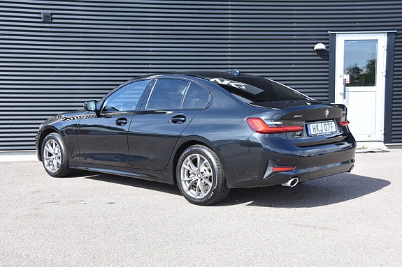 BMW 330e 4 of 16