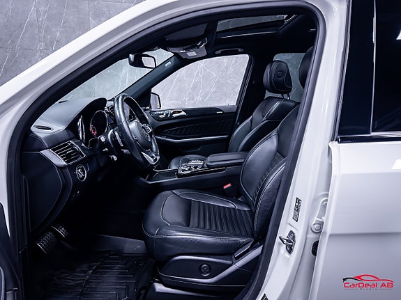 Mercedes-Benz GLS350 d 10 of 30