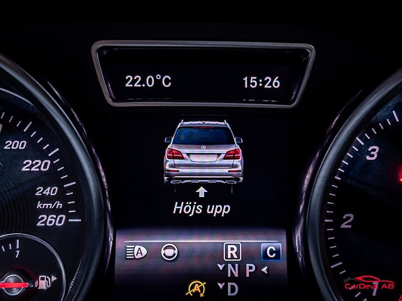 Mercedes-Benz GLS350 d 24 of 30