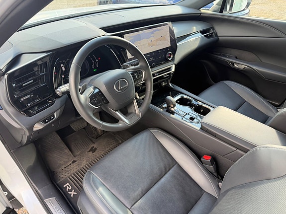 Lexus RX350h 5 of 11