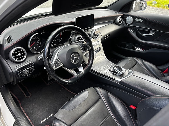 Mercedes-Benz C450 5 of 5