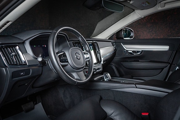 Volvo V90 Cross Country 15 of 27