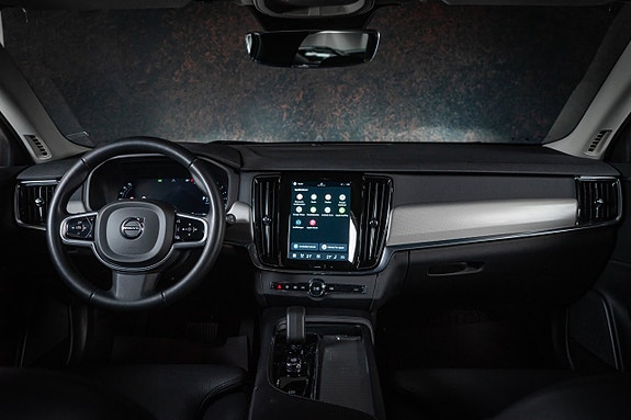 Volvo V90 Cross Country 21 of 27