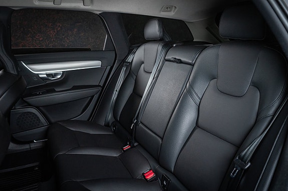 Volvo V90 Cross Country 27 of 27