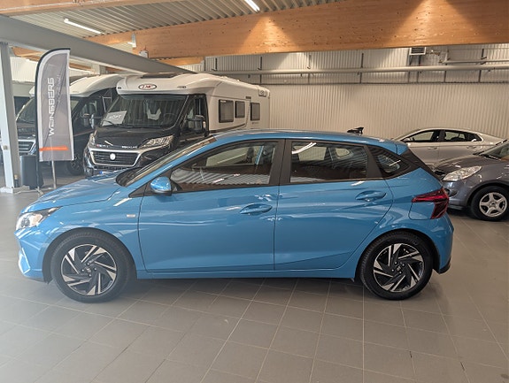 Hyundai i20 2 of 11