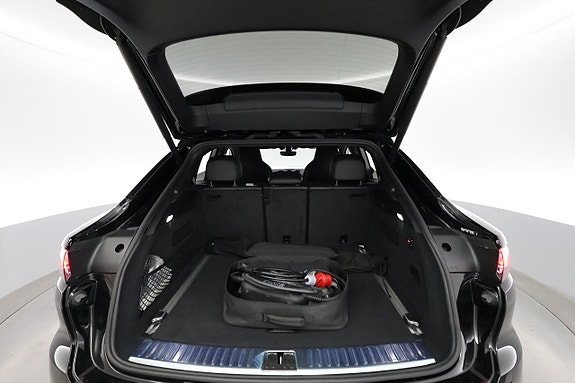 Porsche Cayenne 25 of 27