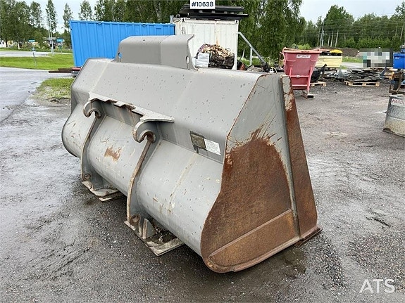 Volvo lastarskopa med Stora BM (46,000:- ex moms) 4 of 20