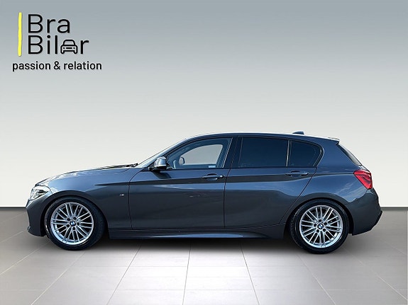 BMW 118d 2 of 17