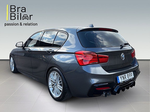 BMW 118d 3 of 17