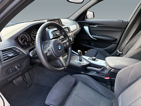 BMW 118d 5 of 17