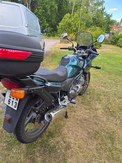 Yamaha Diversion 2 of 8