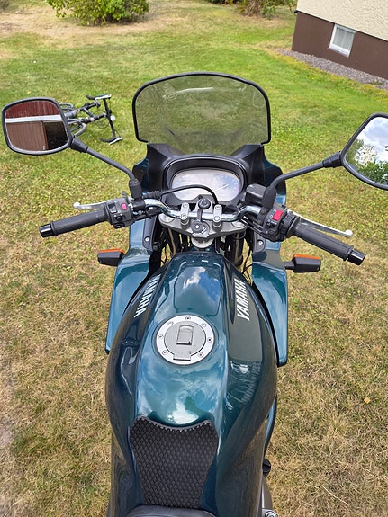 Yamaha Diversion 3 of 8
