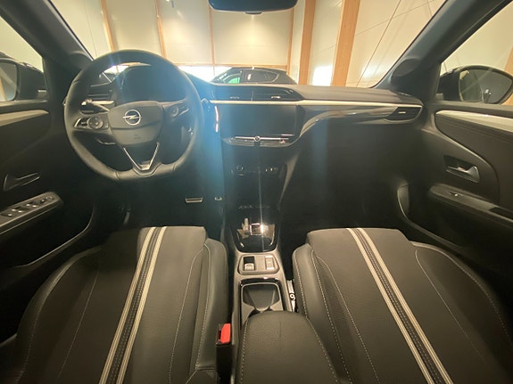 Opel Corsa 9 of 17