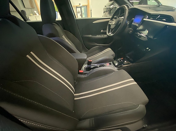 Opel Corsa 15 of 17