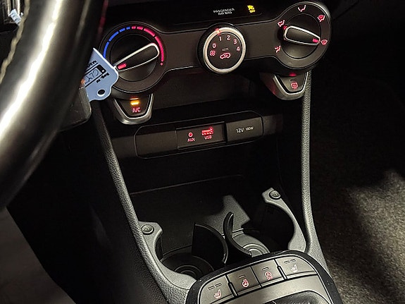 Kia Picanto 17 of 23