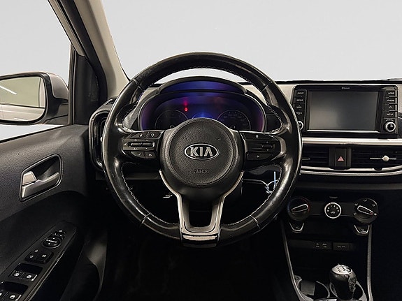 Kia Picanto 13 of 23