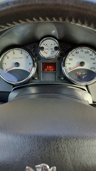 Peugeot 207 4 of 8
