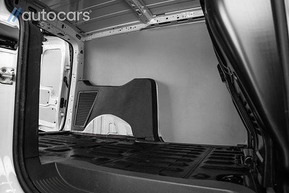Ford Transit Connect 12 of 25