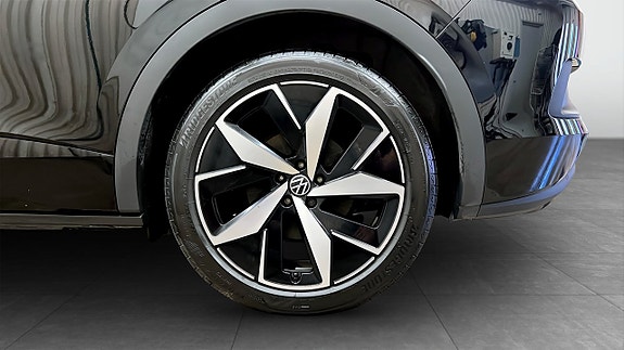 Volkswagen ID.4 GTX 6 of 19