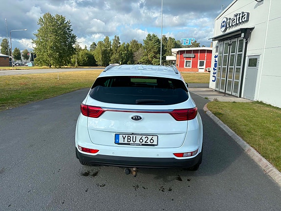 Kia Sportage 10 of 19