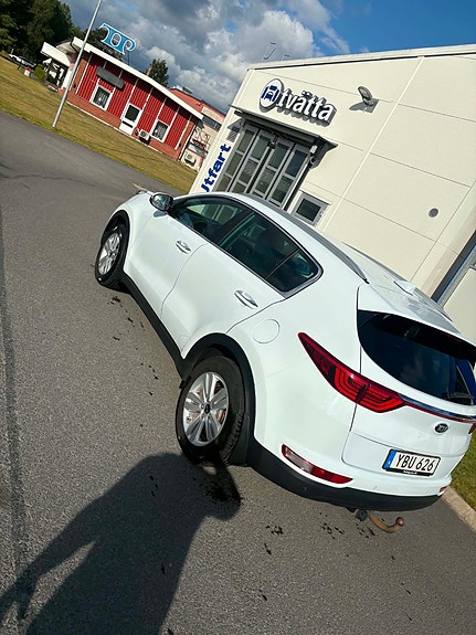 Kia Sportage 16 of 19