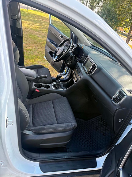 Kia Sportage 5 of 19