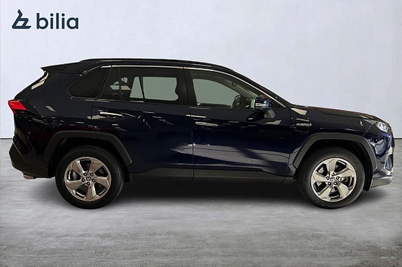 Toyota RAV4 18 of 22