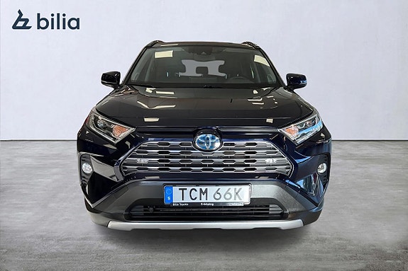 Toyota RAV4 6 of 22
