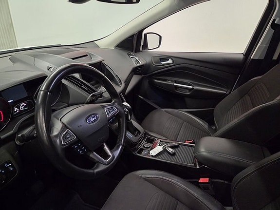 Ford Kuga 10 of 10