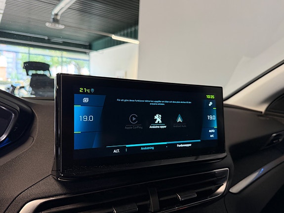 Peugeot 3008 13 of 16