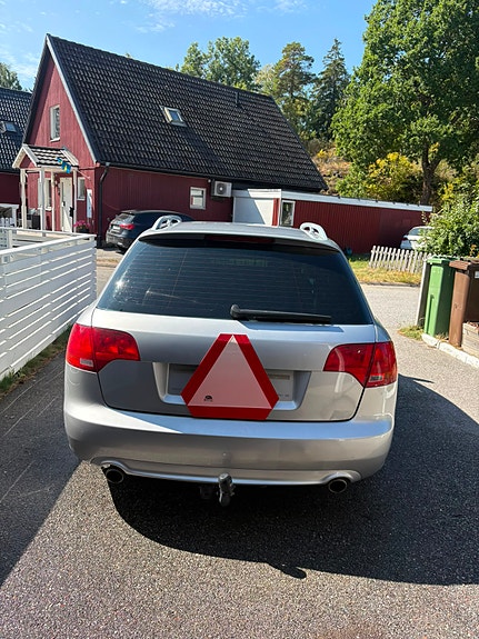 Audi A4 4 of 10