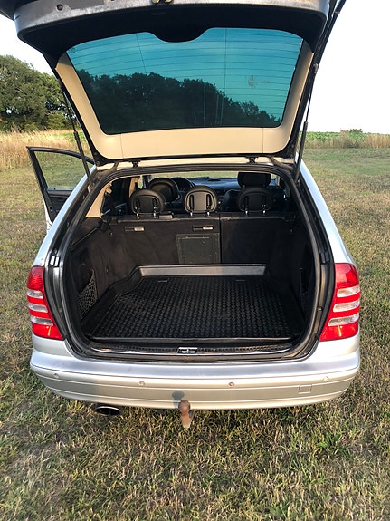 Mercedes-Benz C230 11 of 20