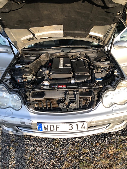 Mercedes-Benz C230 16 of 20