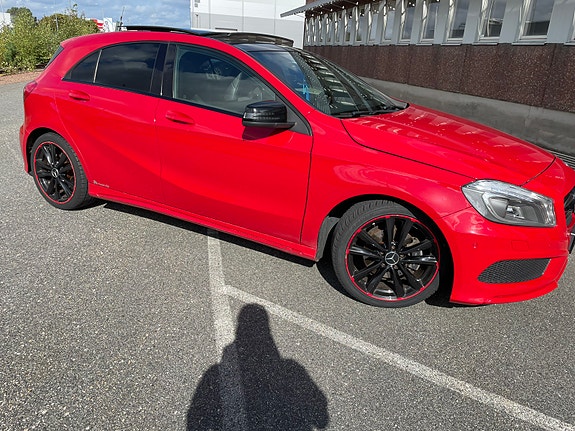 Mercedes-Benz A200 2 of 6
