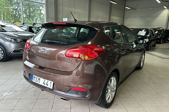 Kia Ceed 5 of 28