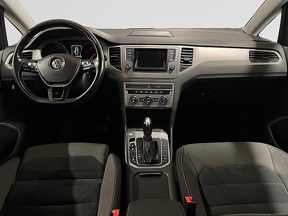 Volkswagen Golf Sportsvan 11 of 24