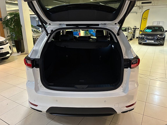 Mazda CX-60 8 of 17