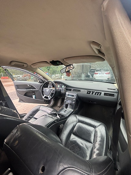 Volvo V70 5 of 5