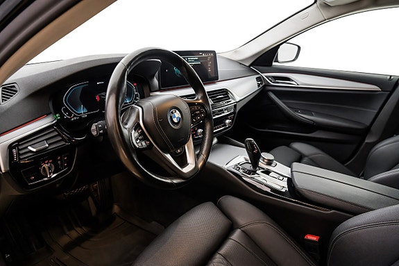 BMW 530e 12 of 28